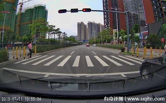 飛利浦流媒體行車記錄儀怎么樣是真的嗎，高科技后視鏡值得托付