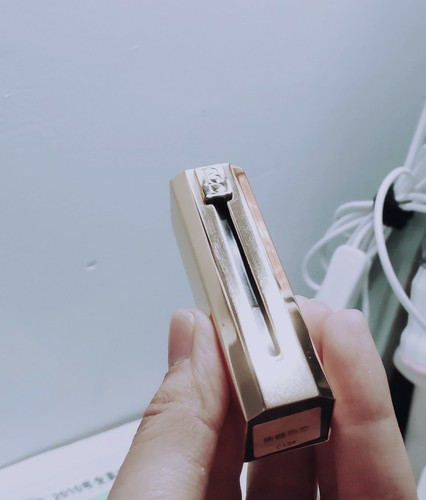 美顏秘笈口紅怎么樣孕婦可以用嗎，推薦晶鉆水潤口紅勃艮第酒紅色