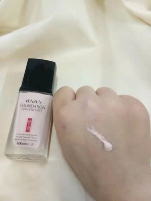 梵貞粉底液怎么樣適合油皮嗎，真實(shí)帶妝體驗(yàn)(持久保濕控油)