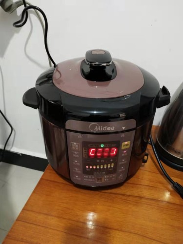 Midea美的電壓力鍋哪款最好多少錢， MY-YL50測(cè)評(píng)(價(jià)格179元）