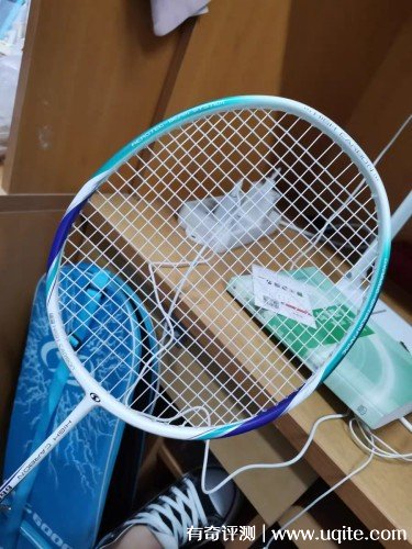 美獅龍羽毛球拍怎么樣多少錢，MSL60000效果評(píng)價(jià)(售價(jià)僅79元)