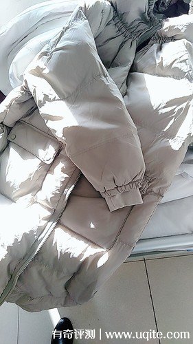 雅鹿羽絨服質(zhì)量怎么樣是不是牌子，舒適保暖性價比高