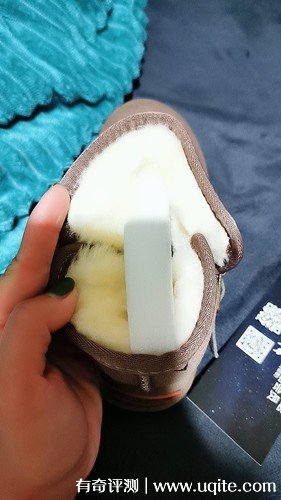 艾斯臣雪地靴質(zhì)量怎么樣，真實(shí)購(gòu)買(mǎi)體驗(yàn)(舒適/保暖/防滑)