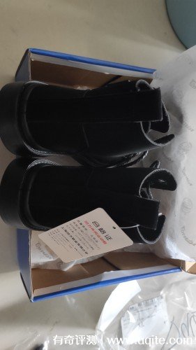 回力馬丁靴質(zhì)量怎么樣是什么面料，真實購買體驗(反絨布材質(zhì))